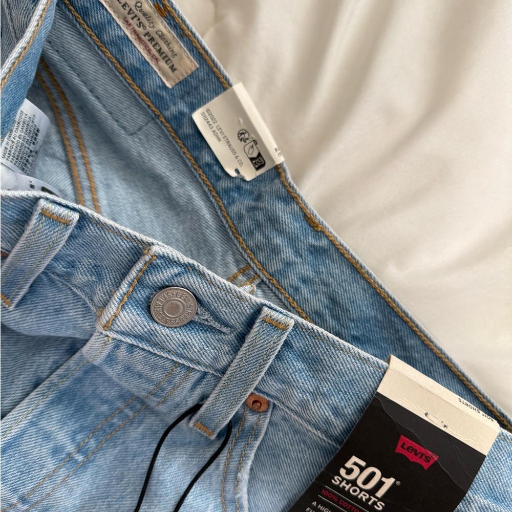 Levi's 501 Blue Jean Shorts High-Waisted Frayed Hem - Picture 2 of 4